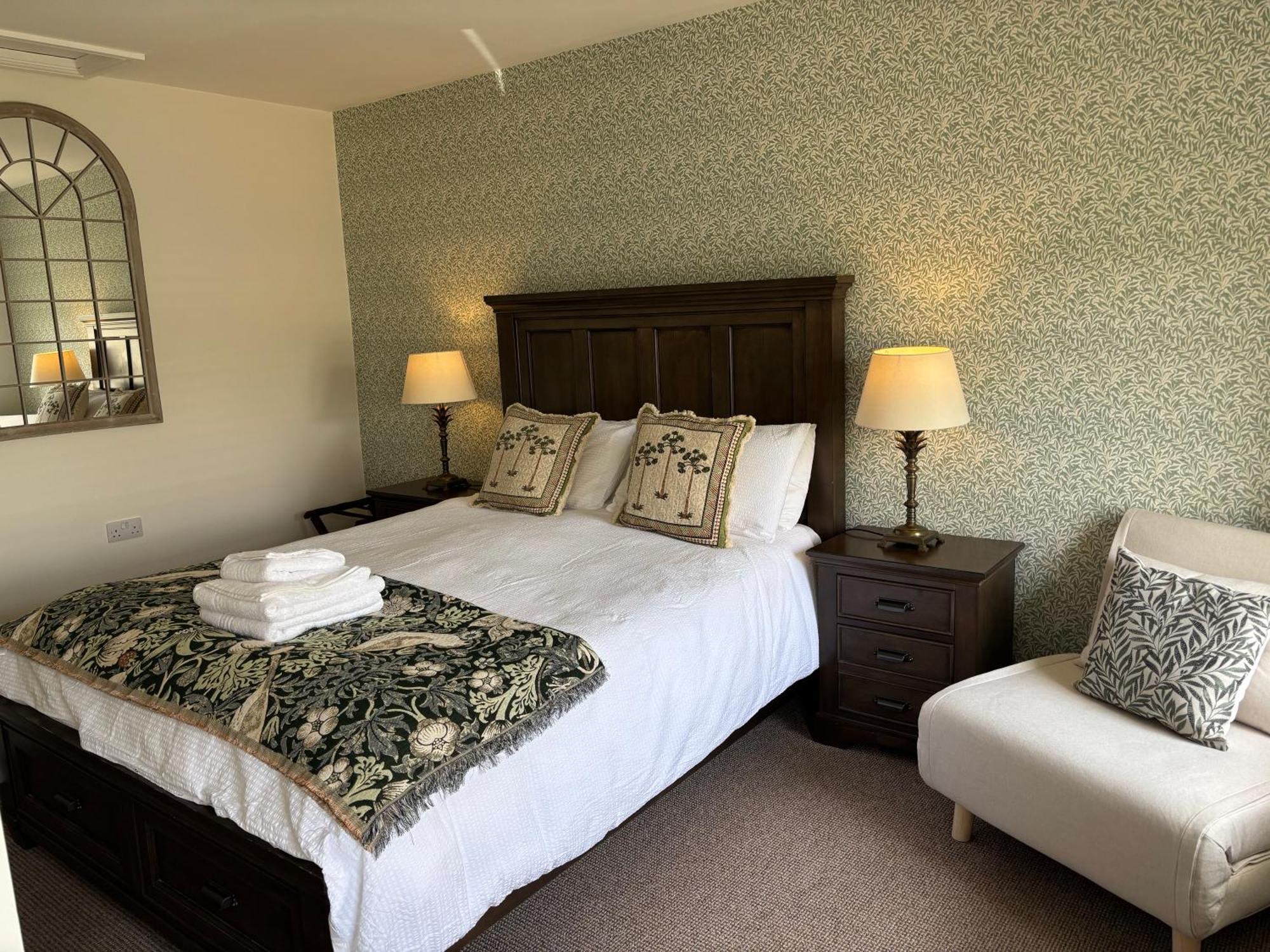 Blenkinsopp Castle Inn Greenhead Zewnętrze zdjęcie